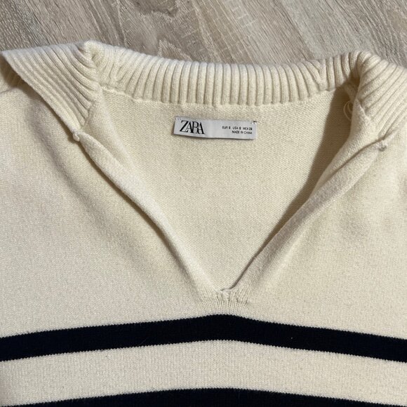 Zara V-Neck Striped Knit Sweater - Picture 4 of 4